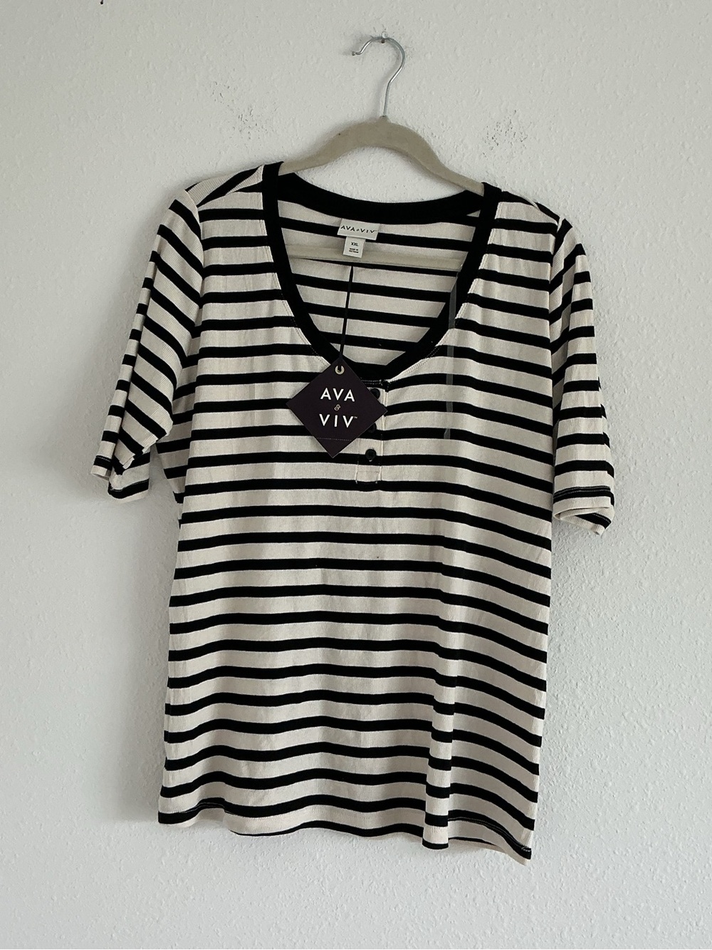 Ava & Viv Black and White Striped Scoop Neck Tee